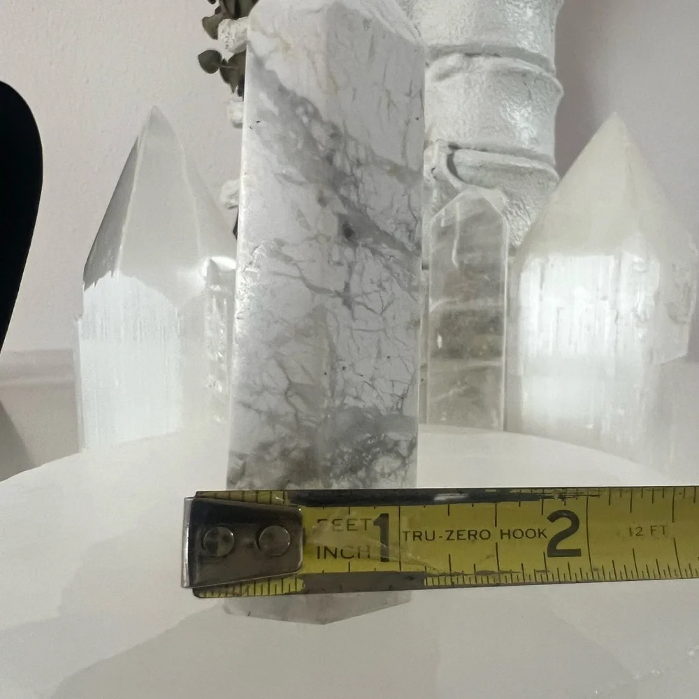 Howlite point tower - Picture 4 of 4
